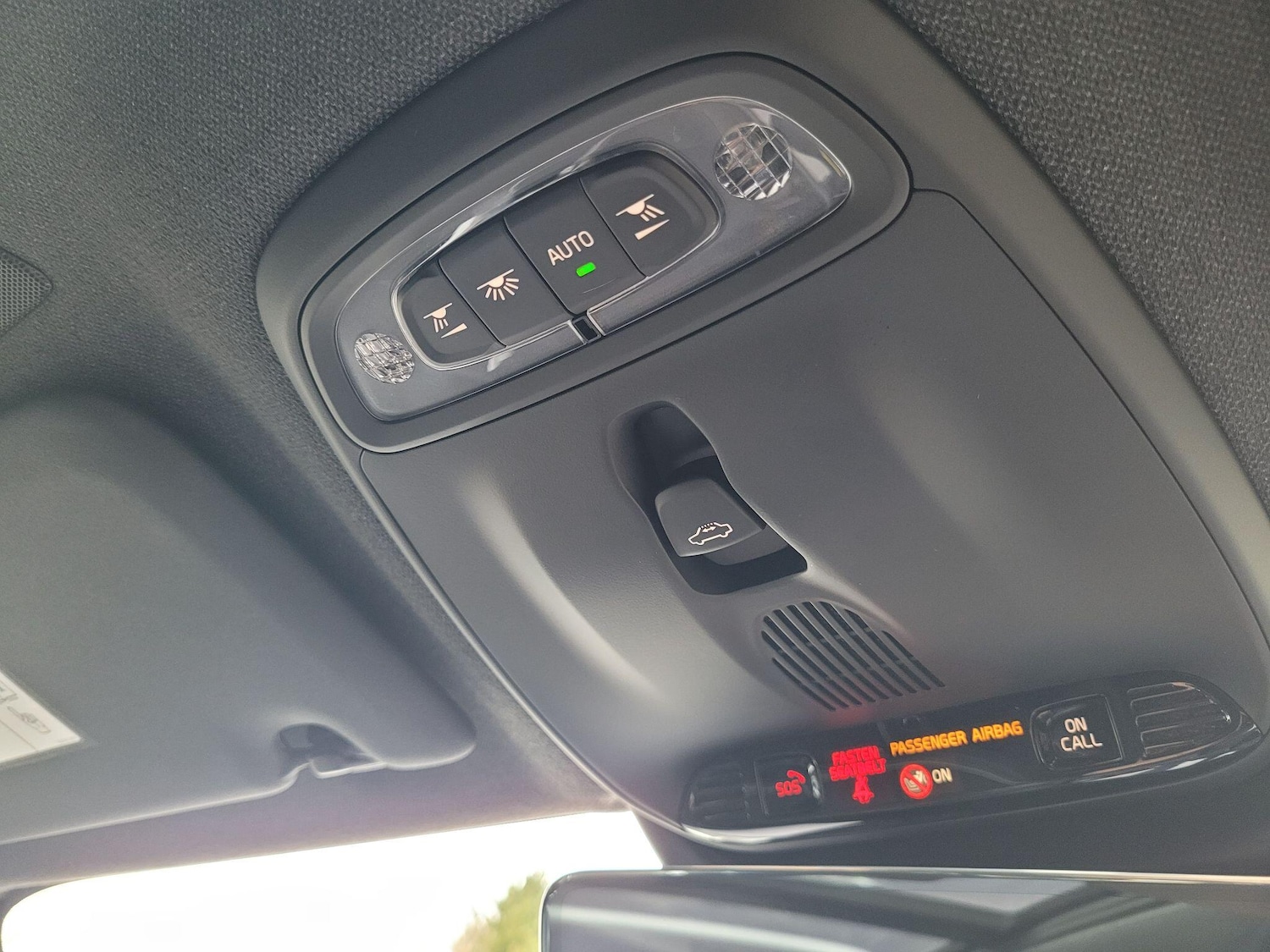 Used Volvo XC40 2022 for sale - 77344651: Photo 19