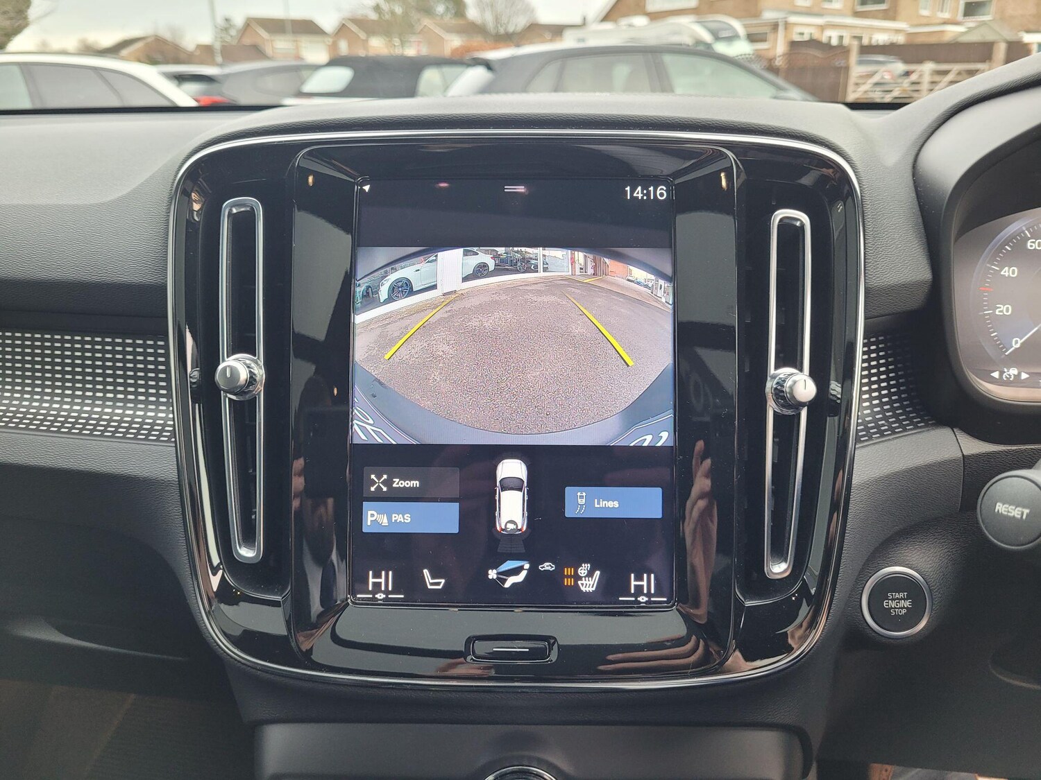 Used Volvo XC40 2022 for sale - 77344651: Photo 21