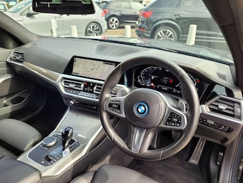 Used BMW 3 Series 2022 for sale - 79025806: Photo