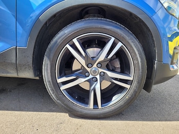 Used Volvo XC40 2018 for sale - 78998953: Photo