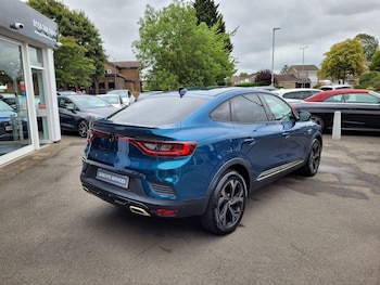 Used Renault Arkana 2023 for sale - 76360405: Photo