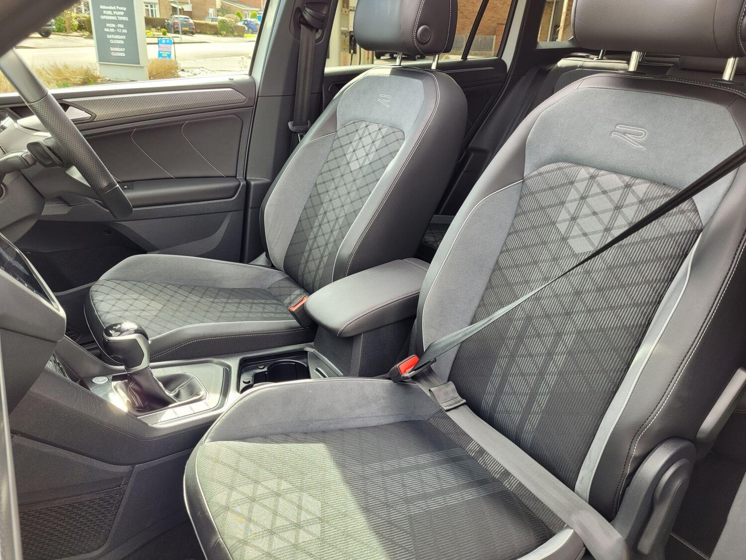 Used Volkswagen Tiguan 2023 for sale - 77683585: Photo 33