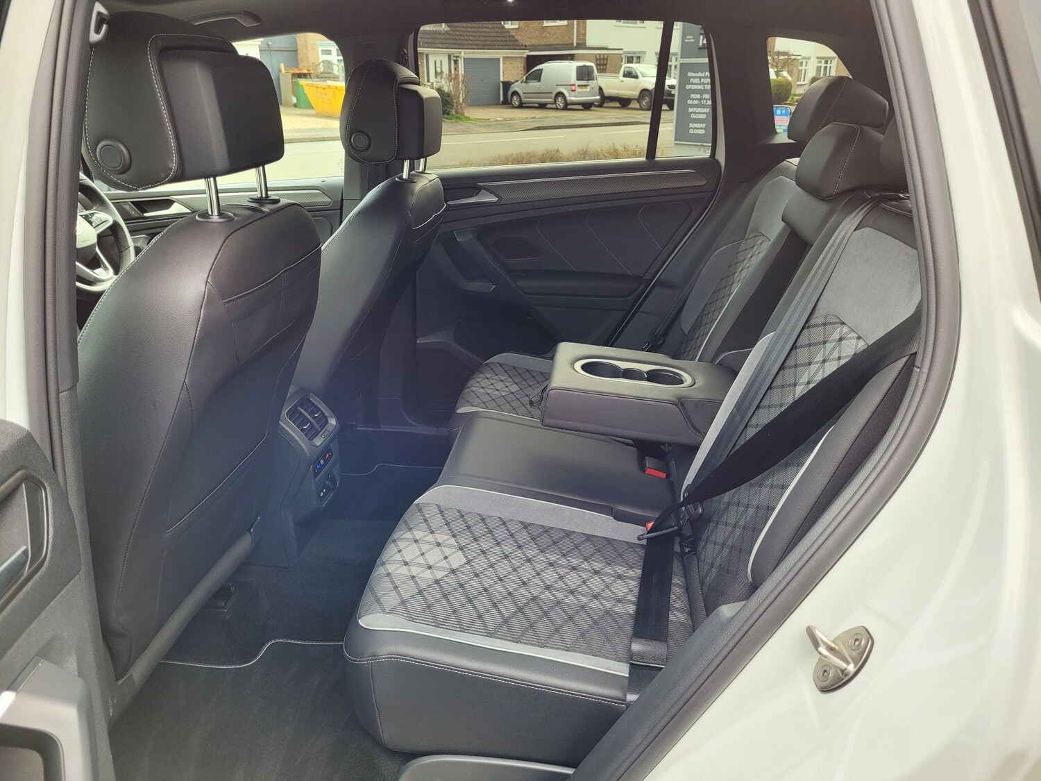 Used Volkswagen Tiguan 2023 for sale - 77683585: Photo 36