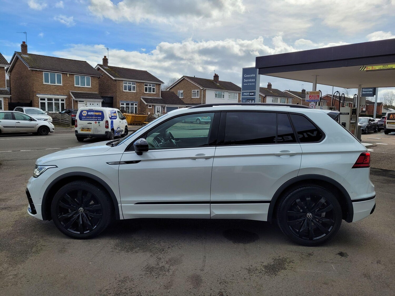 Used Volkswagen Tiguan 2023 for sale - 77683585: Photo 9