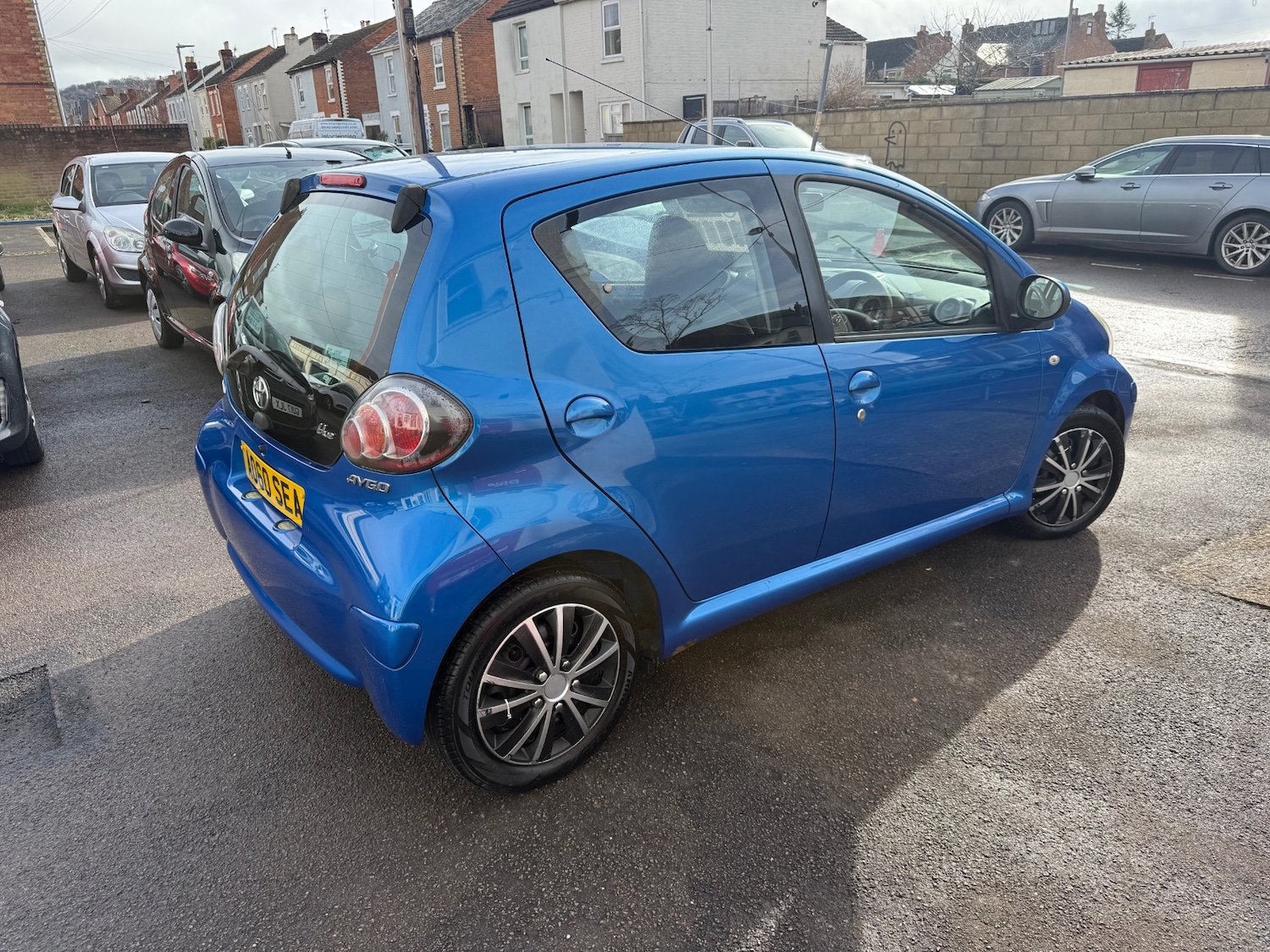 Used Toyota AYGO 2011 for sale - 77629749: Photo 5