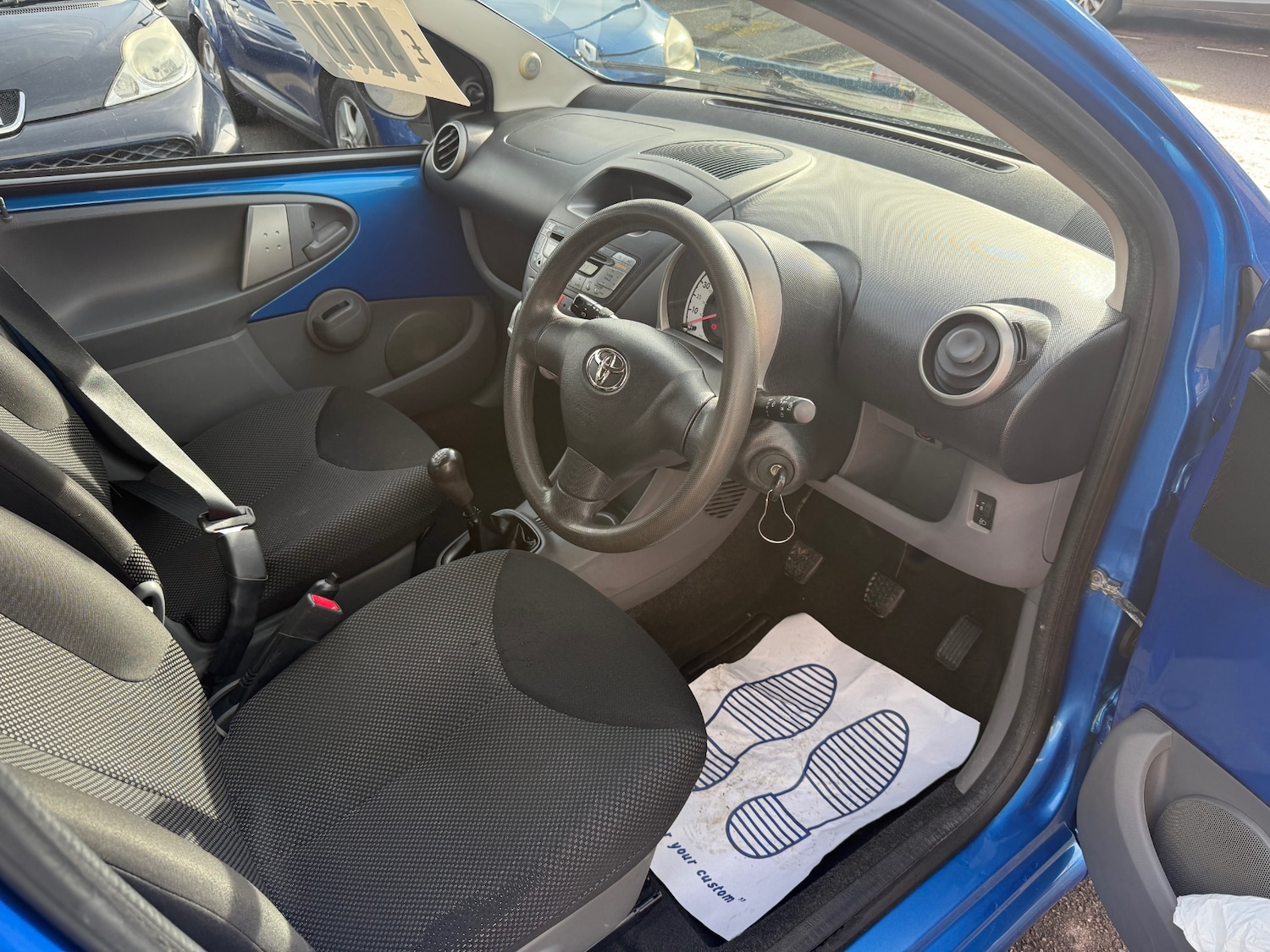 Used Toyota AYGO 2011 for sale - 77629749: Photo 7