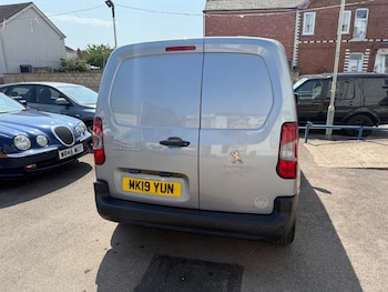 Used Peugeot Partner 2019 for sale - 75556659: Photo