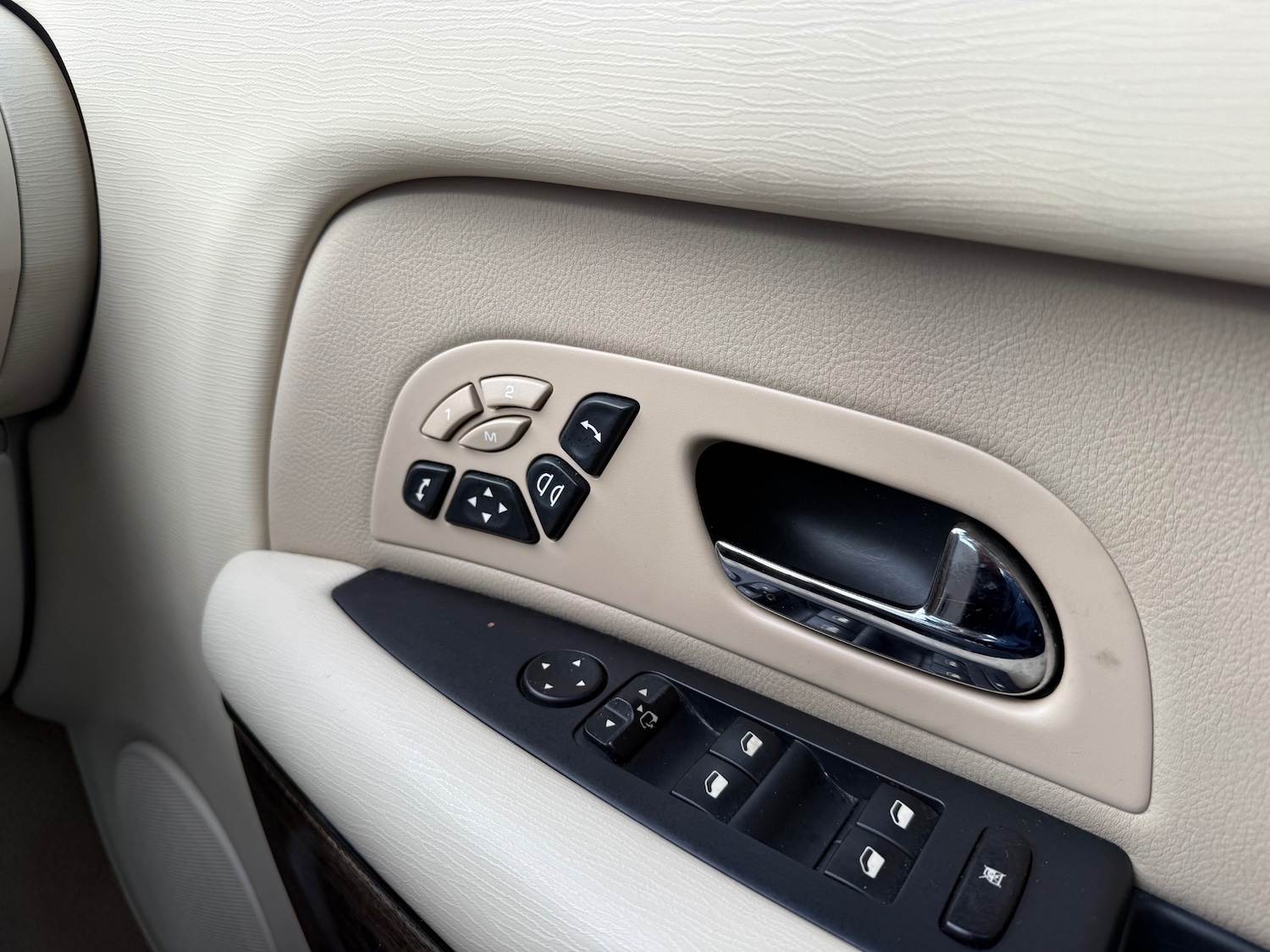 Used Citroen C6 2007 for sale - 76347450: Photo 17