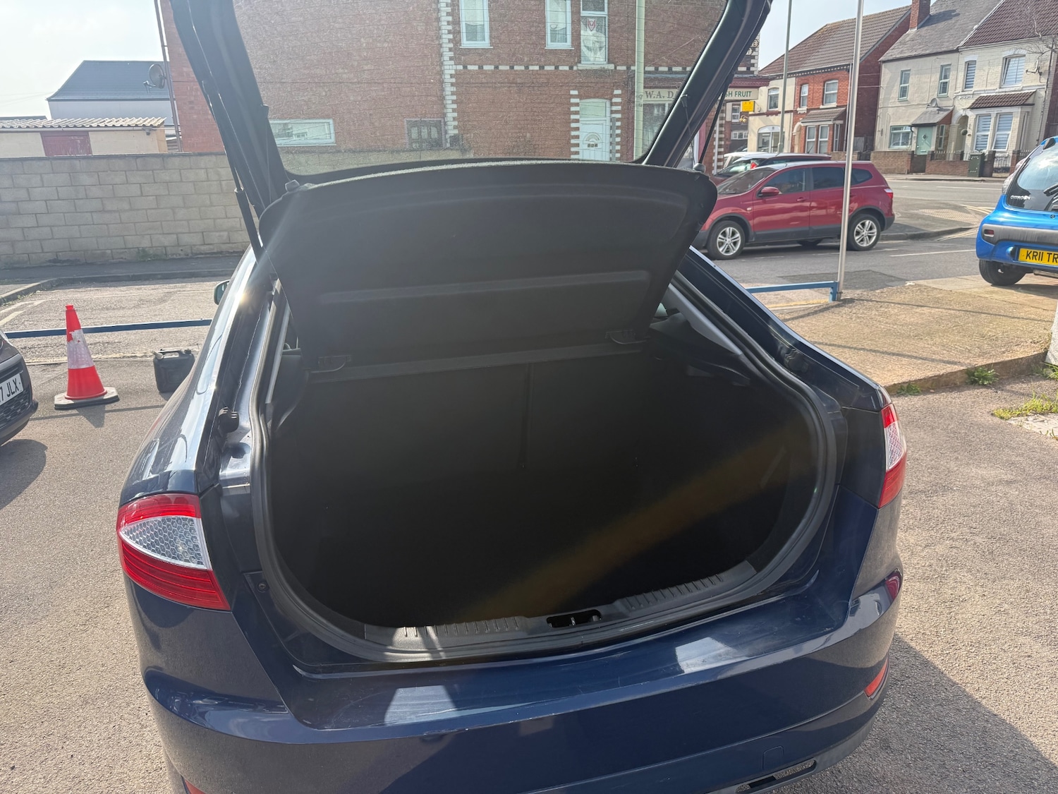 Used Ford Mondeo 2010 for sale - 77974195: Photo 8