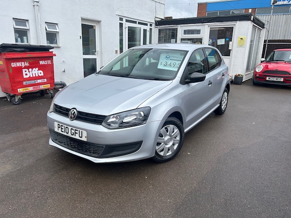 Used Volkswagen Polo 2010 for sale - 72424840: Photo 1