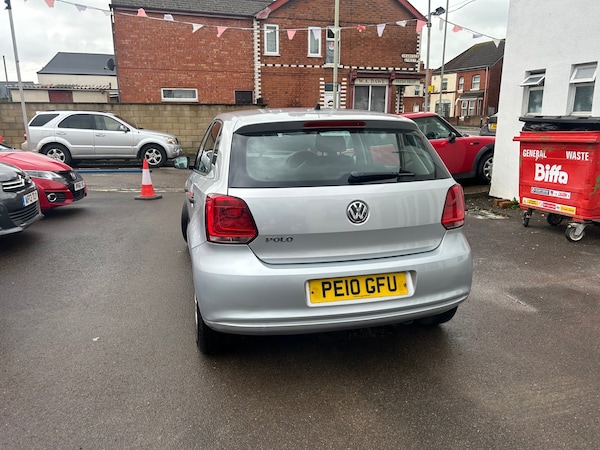 Used Volkswagen Polo 2010 for sale - 72424840: Photo 4