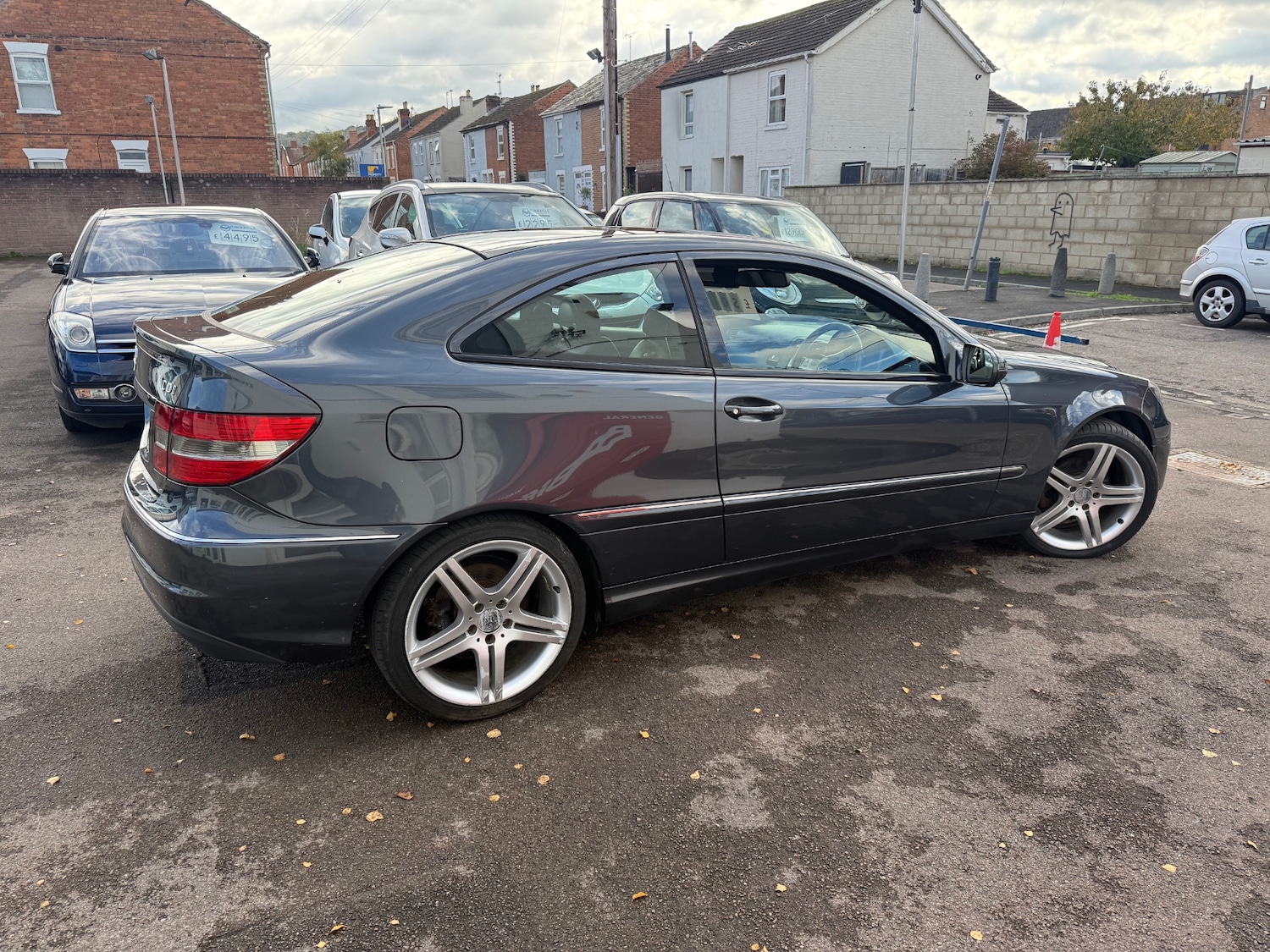 Used Mercedes-Benz CLC Class 2009 for sale - 76352566: Photo 5