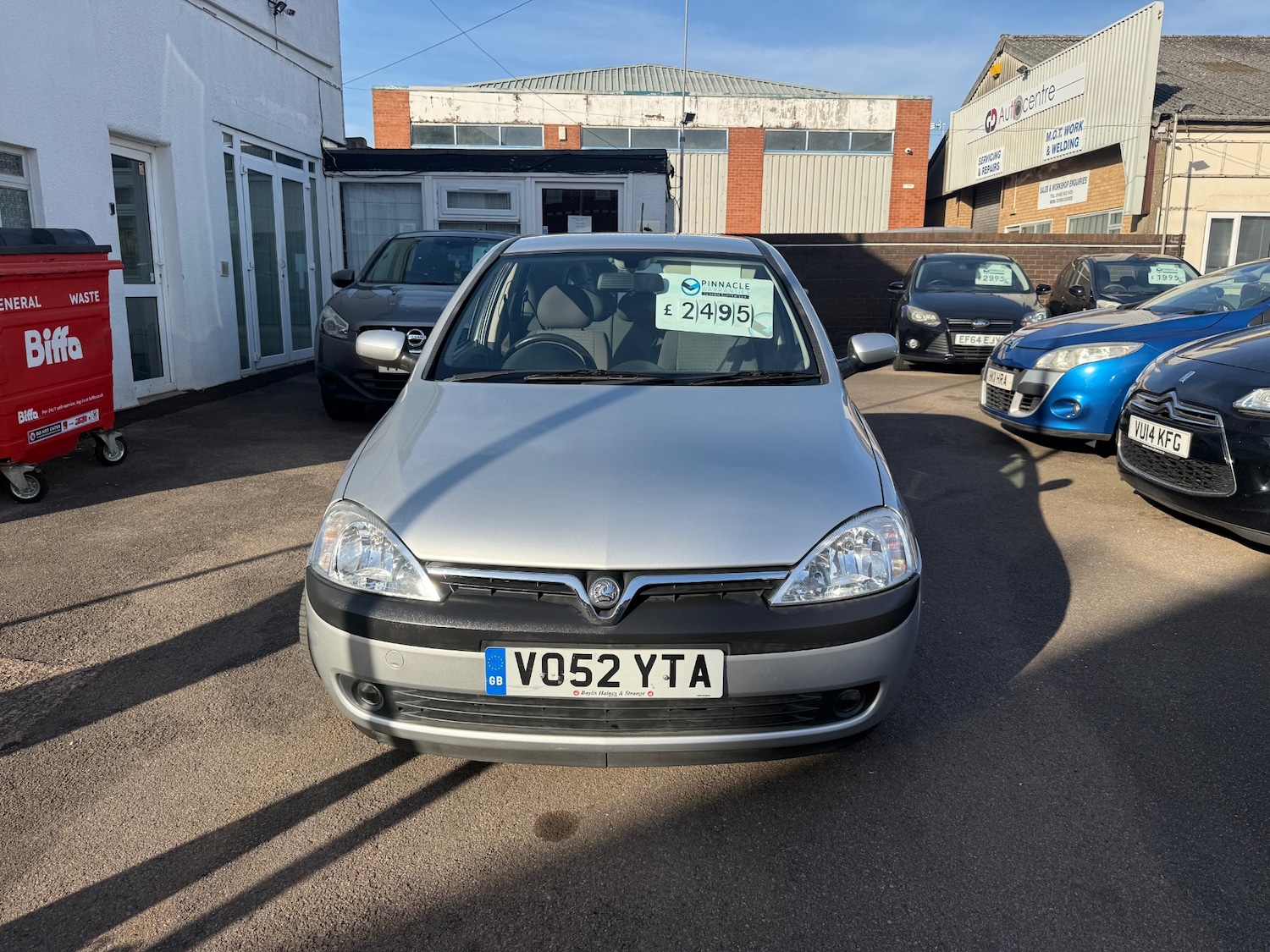 Used Vauxhall Corsa 2002 for sale - 78155755: Photo 2
