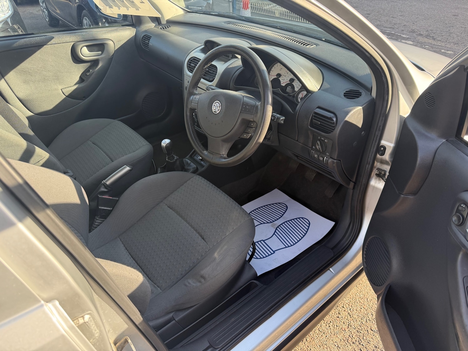 Used Vauxhall Corsa 2002 for sale - 78155755: Photo 6