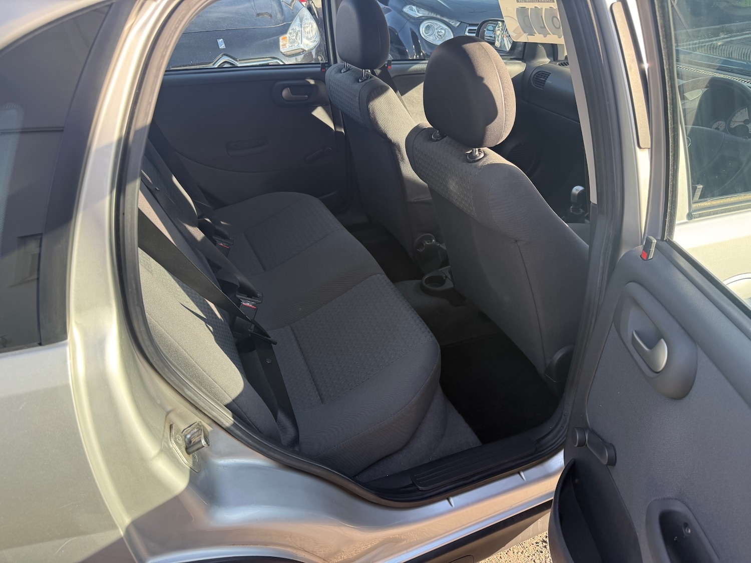 Used Vauxhall Corsa 2002 for sale - 78155755: Photo 7