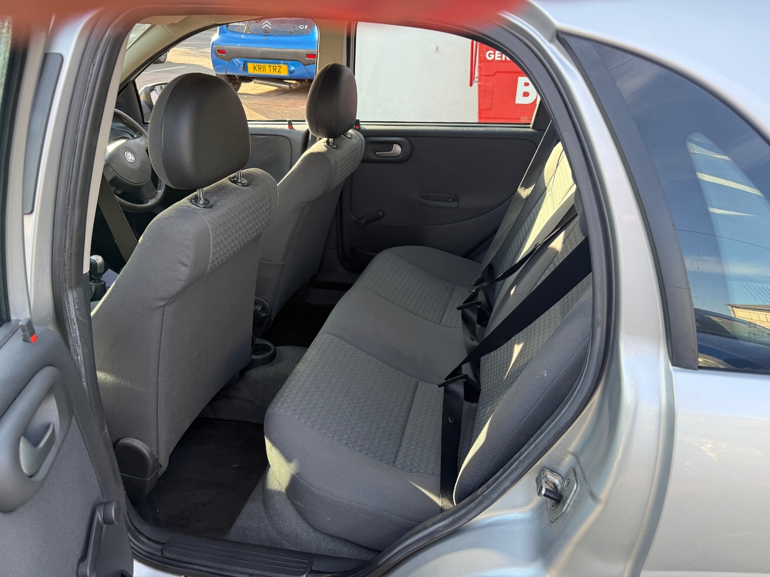 Used Vauxhall Corsa 2002 for sale - 78155755: Photo 9