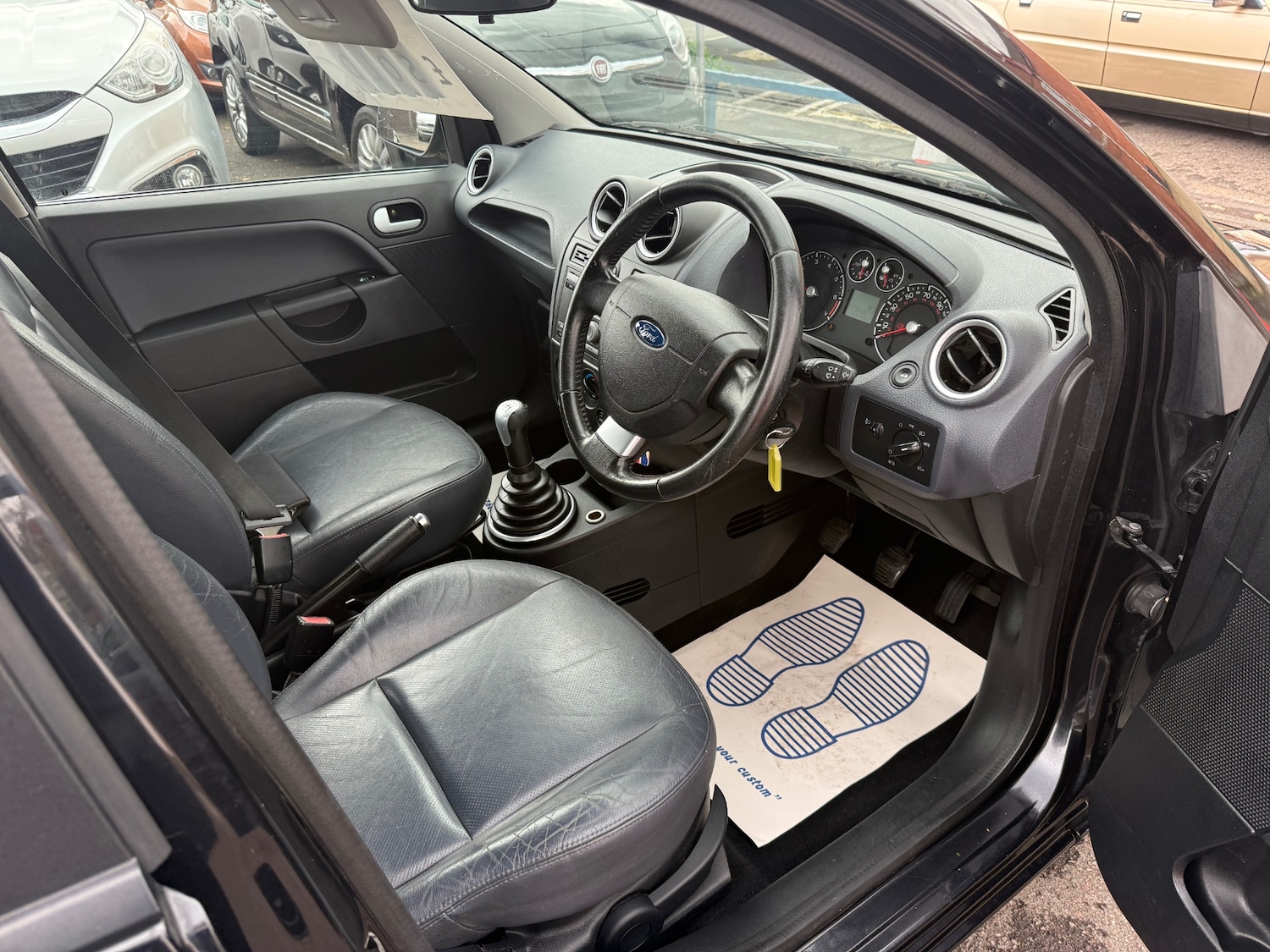 Used Ford Fiesta 2007 for sale - 76348661: Photo 6