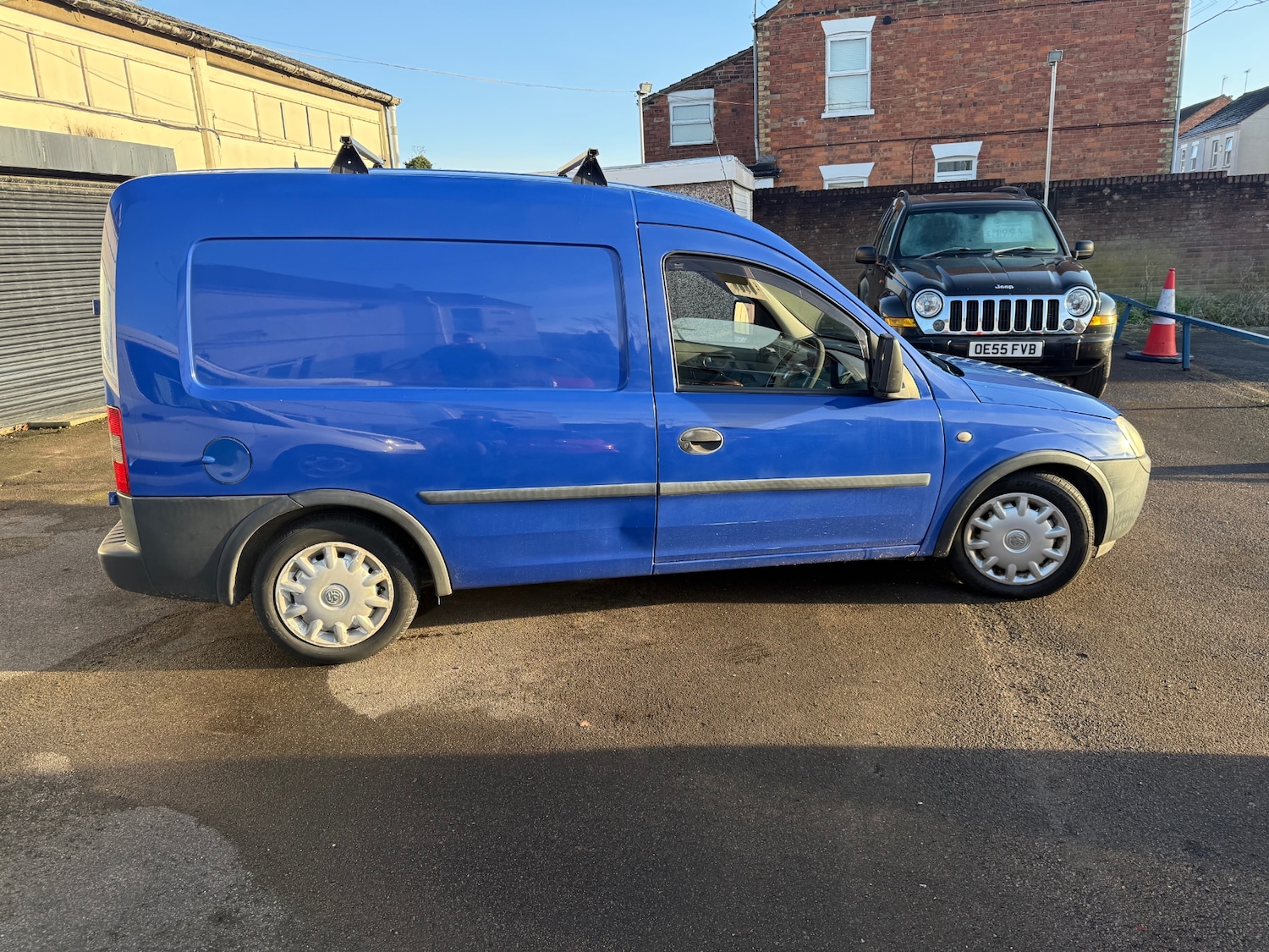 Used Vauxhall Combo 2004 for sale - 77160036: Photo 5