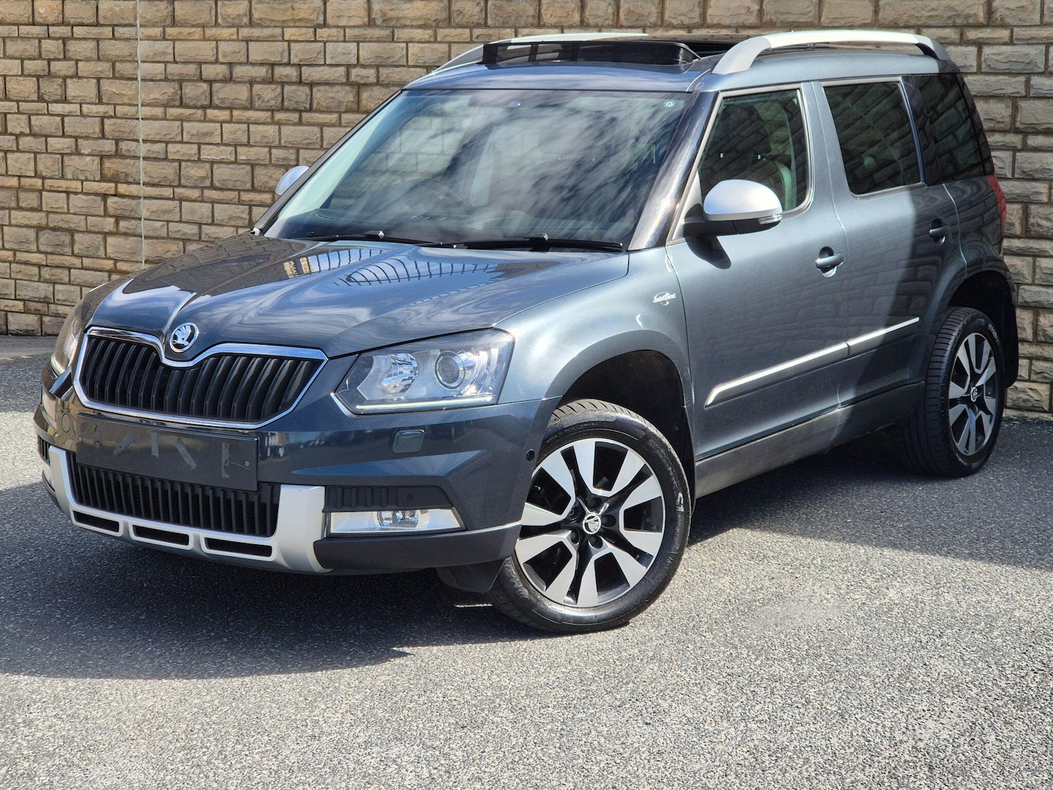 Used Skoda Yeti 2015 for sale - 78184799: Photo 3