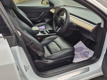 Used Tesla Model 3 2020 for sale - 77465599: Photo