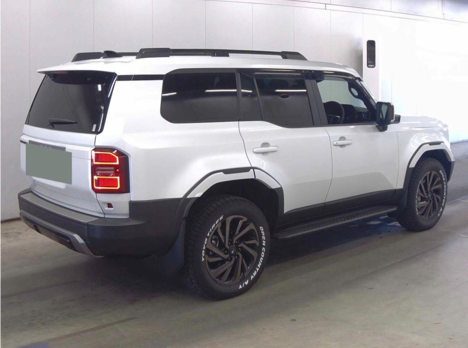 Used Toyota Land Cruiser 2024 for sale - 76608937: Photo 4