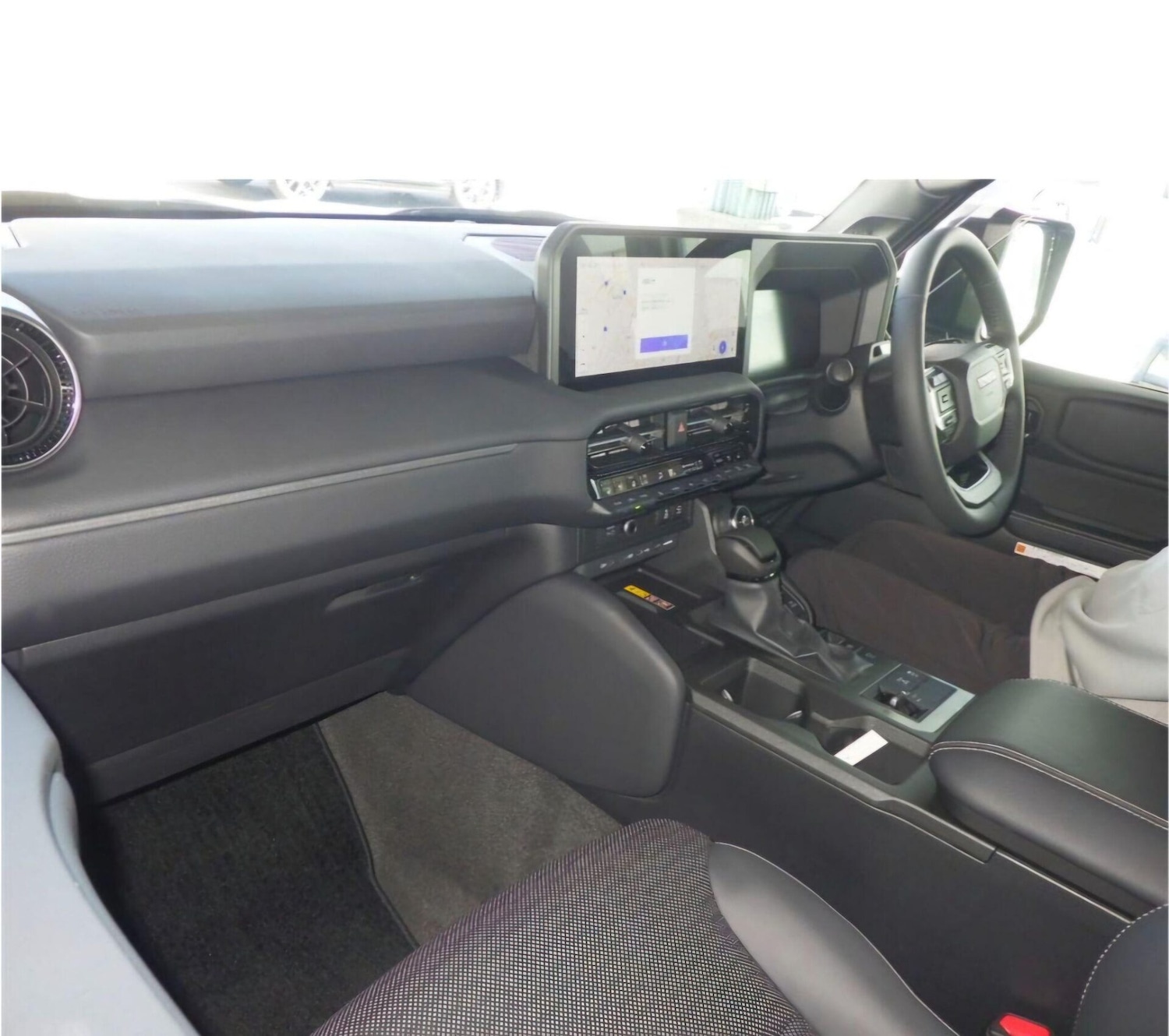 Used Toyota Land Cruiser 2024 for sale - 76608937: Photo 5