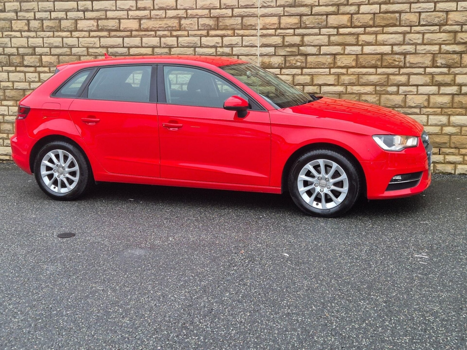 Used Audi A3 2014 for sale - 76844884: Photo 13