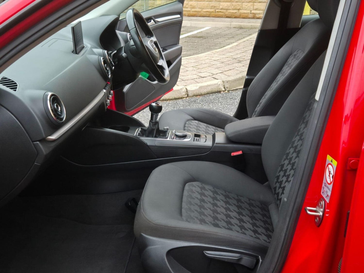 Used Audi A3 2014 for sale - 76844884: Photo 14