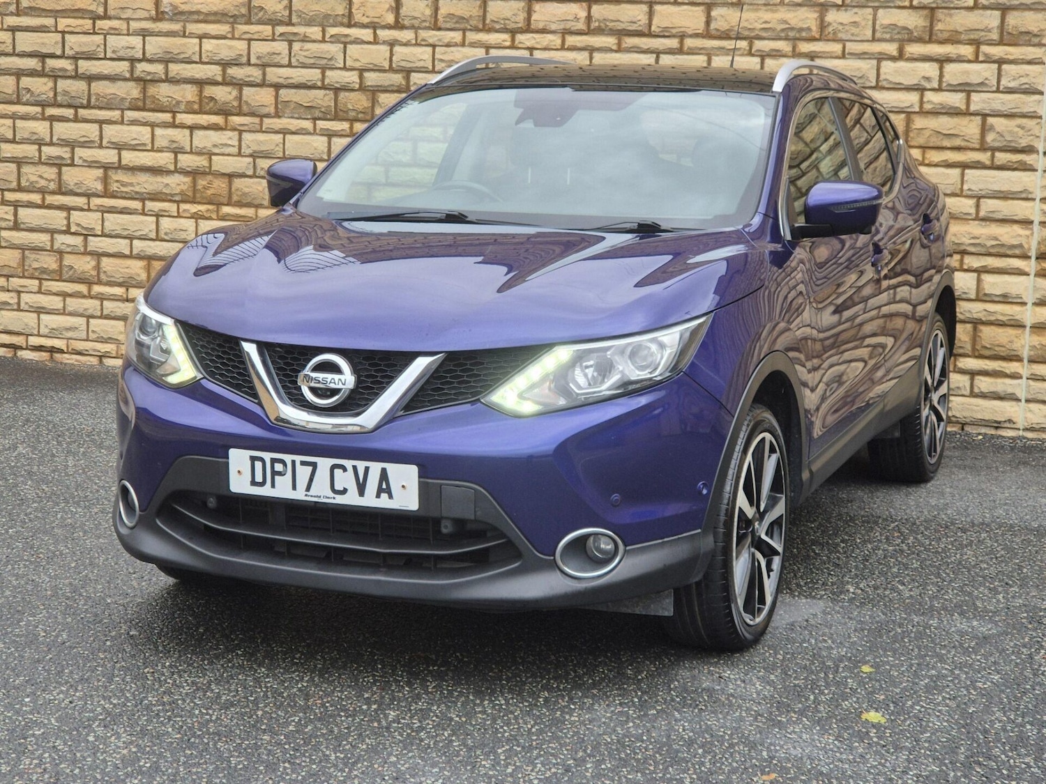 Used Nissan Qashqai 2017 for sale - 76608902: Photo 5
