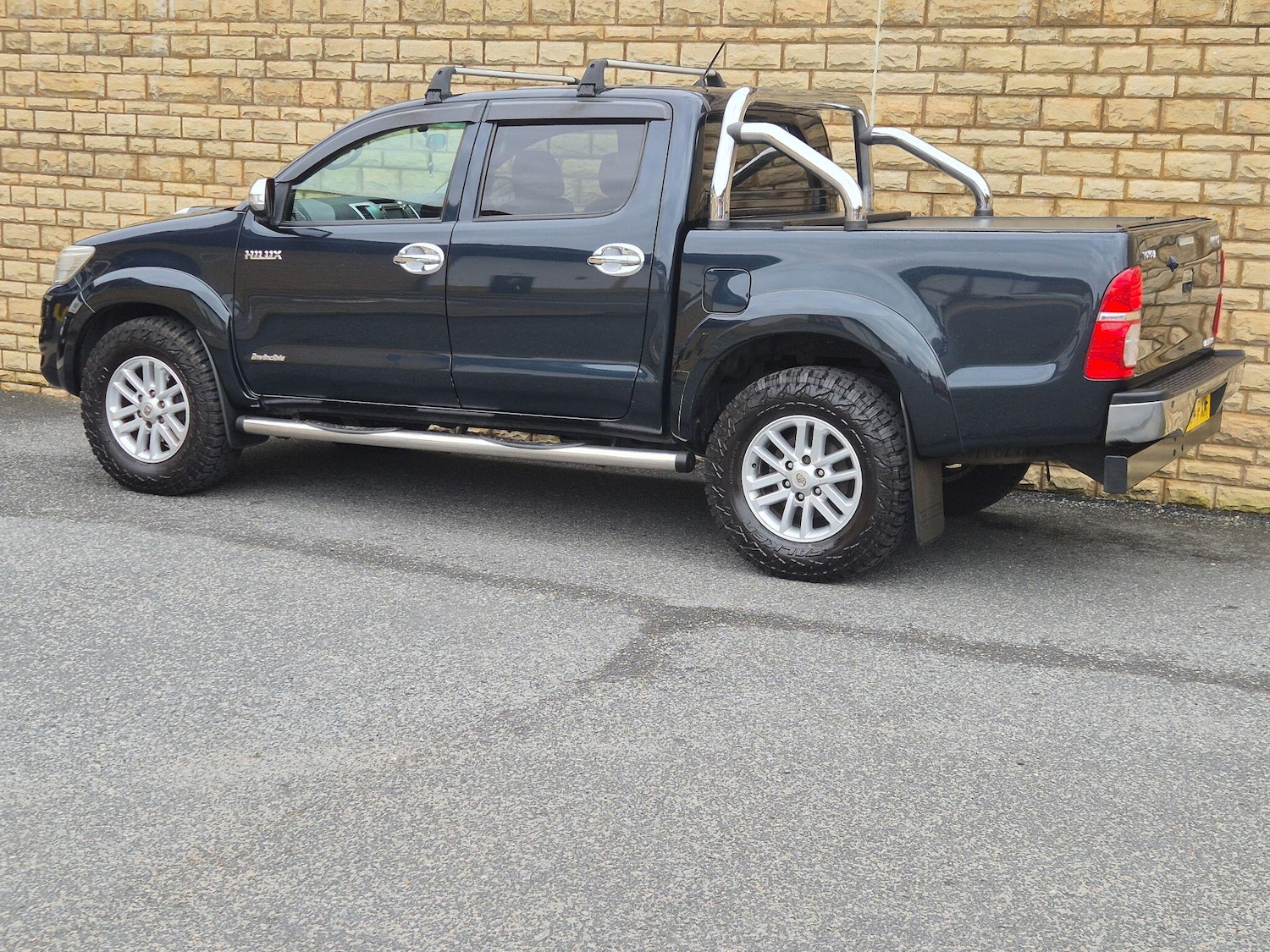 Used Toyota Hilux 2014 for sale - 78100139: Photo 25