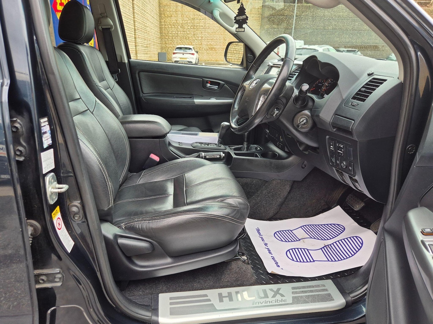 Used Toyota Hilux 2014 for sale - 78100139: Photo 6