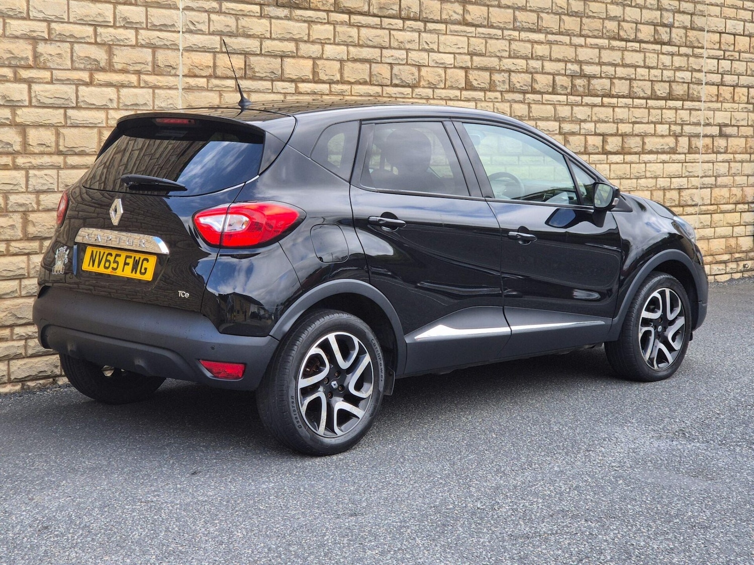 Used Renault Captur 2015 for sale - 76608914: Photo 15