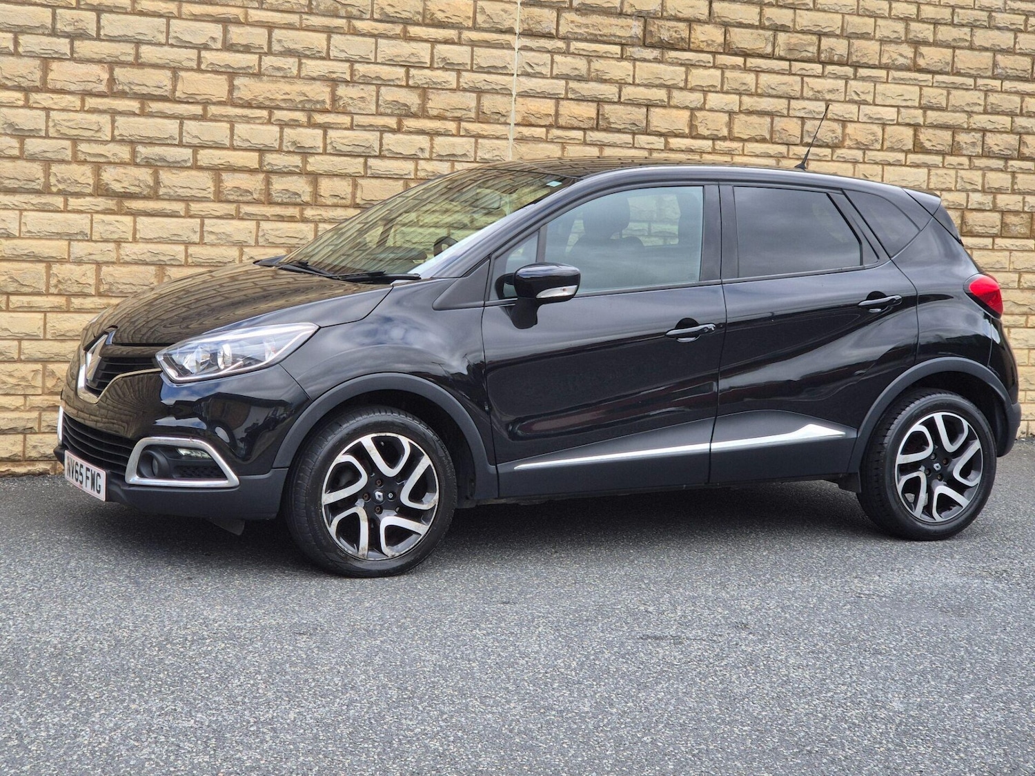 Used Renault Captur 2015 for sale - 76608914: Photo 25