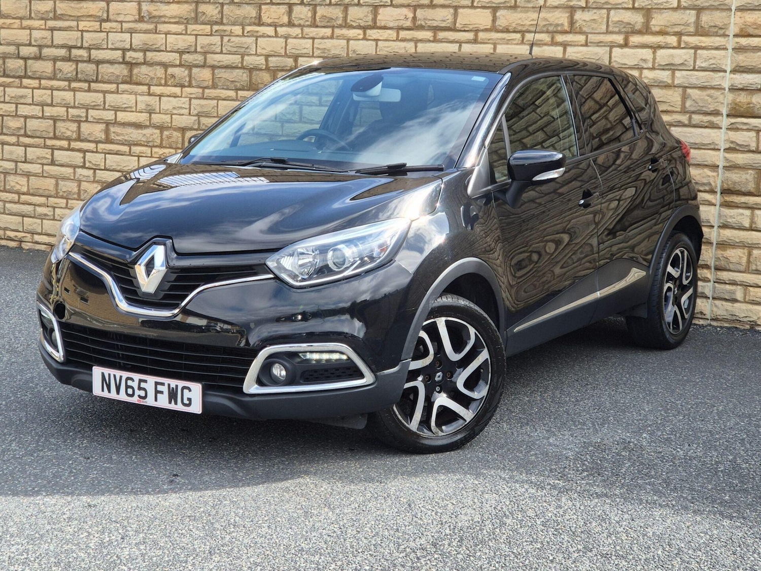Used Renault Captur 2015 for sale - 76608914: Photo 3