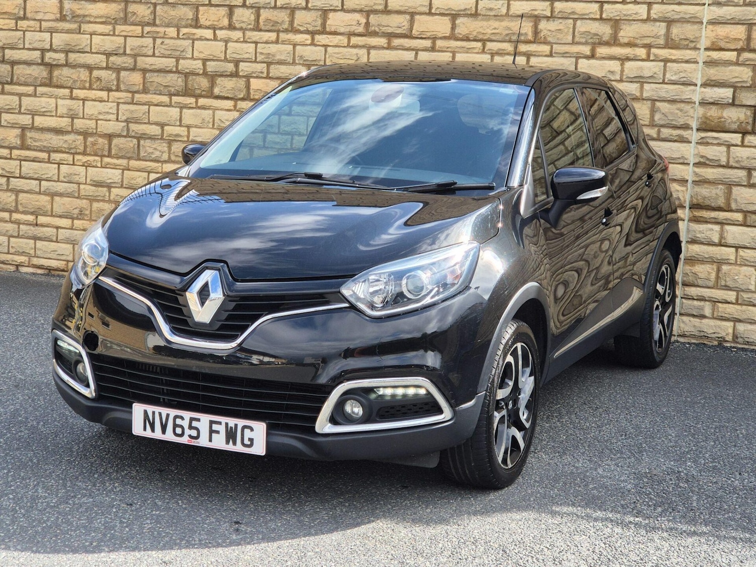 Used Renault Captur 2015 for sale - 76608914: Photo 5