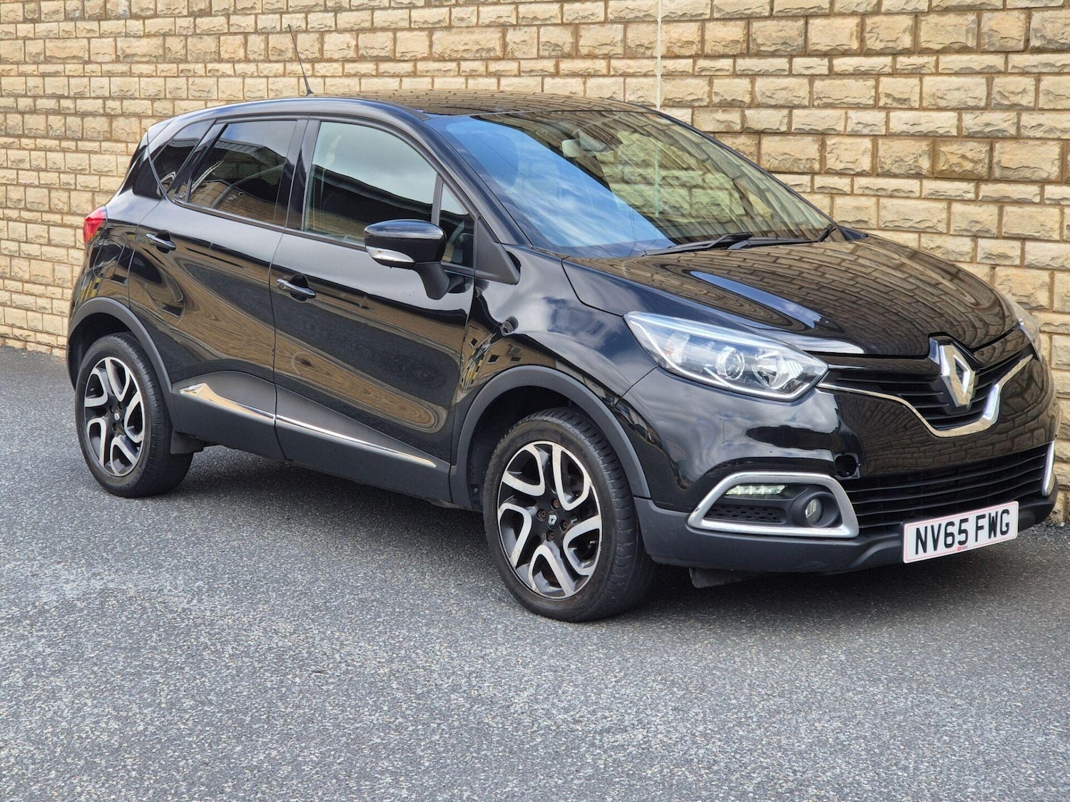 Used Renault Captur 2015 for sale - 76608914: Photo 9
