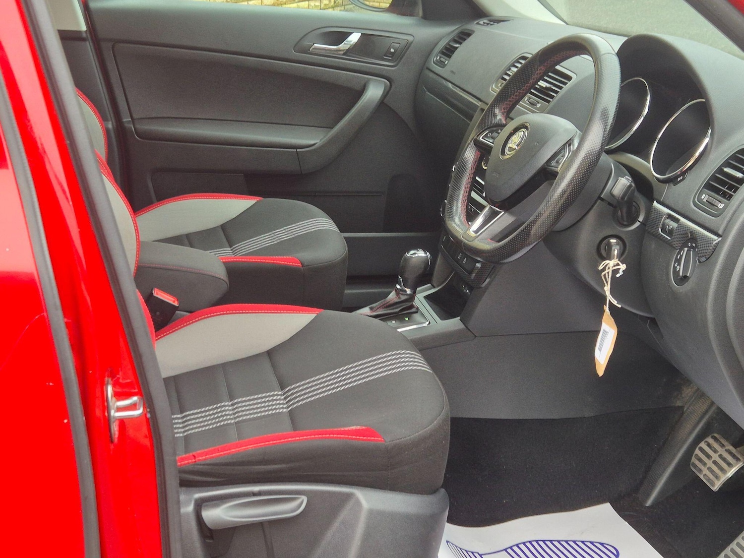 Used Skoda Yeti 2016 for sale - 78127389: Photo 2