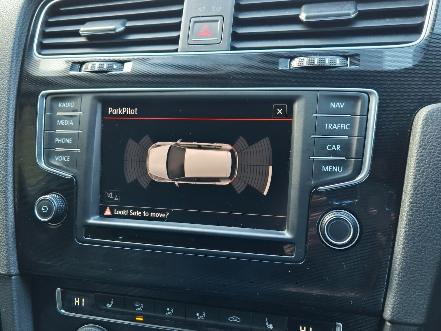 Used Volkswagen Golf 2017 for sale - 76734664: Photo 34