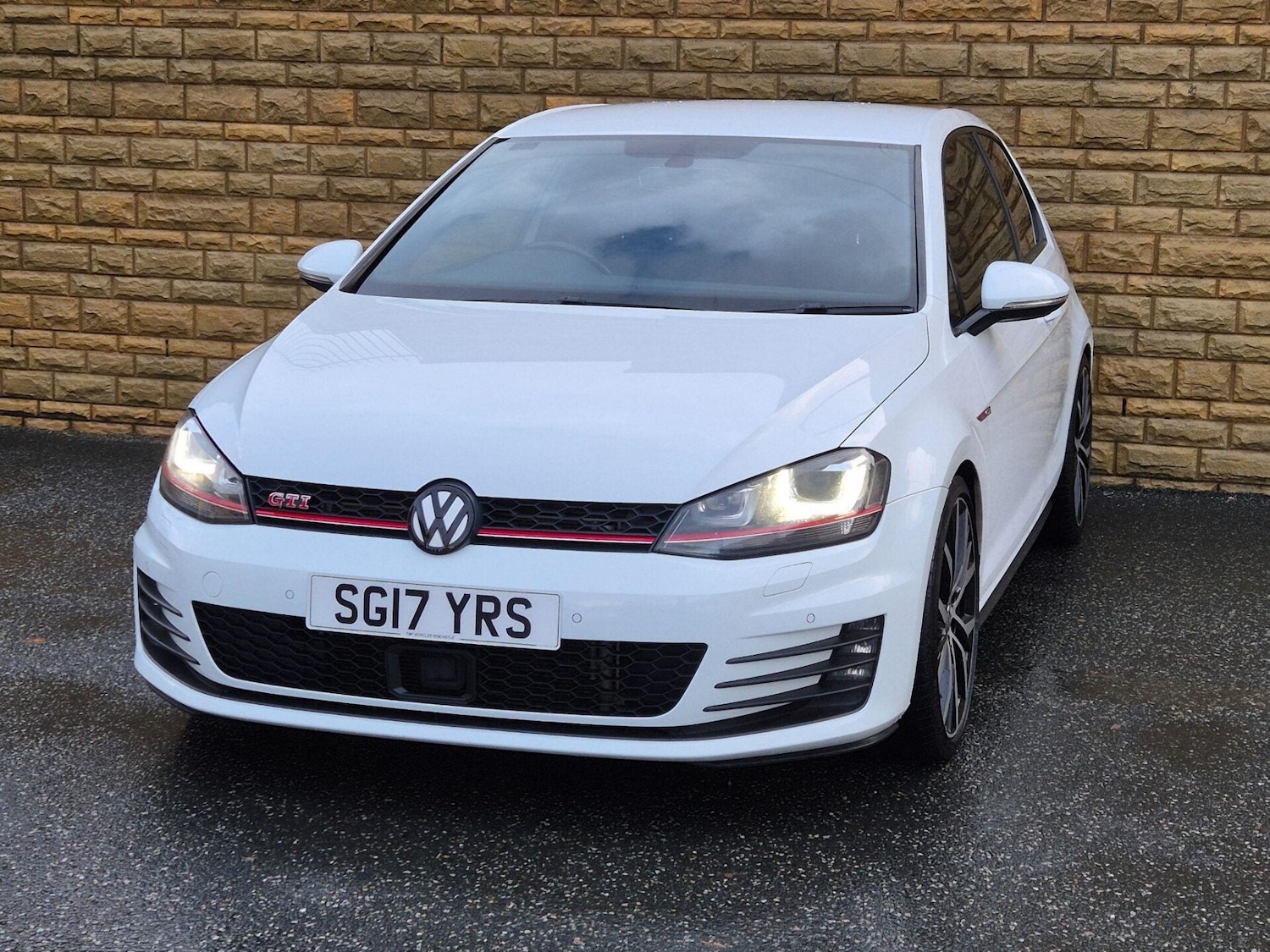 Used Volkswagen Golf 2017 for sale - 76734664: Photo 5