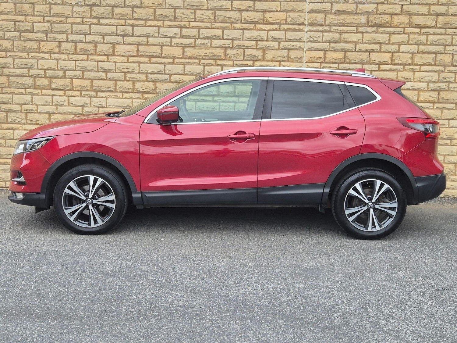 Used Nissan Qashqai 2017 for sale - 76608920: Photo 27