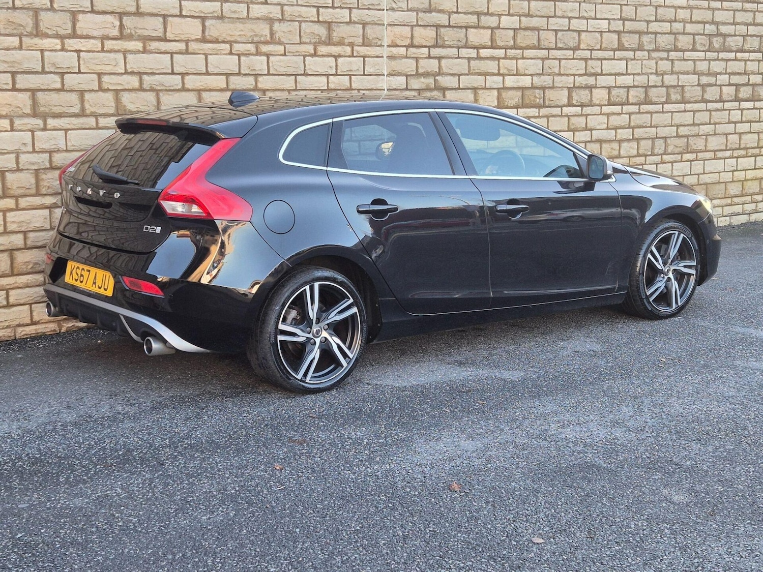 Used Volvo V40 2017 for sale - 76719458: Photo 16