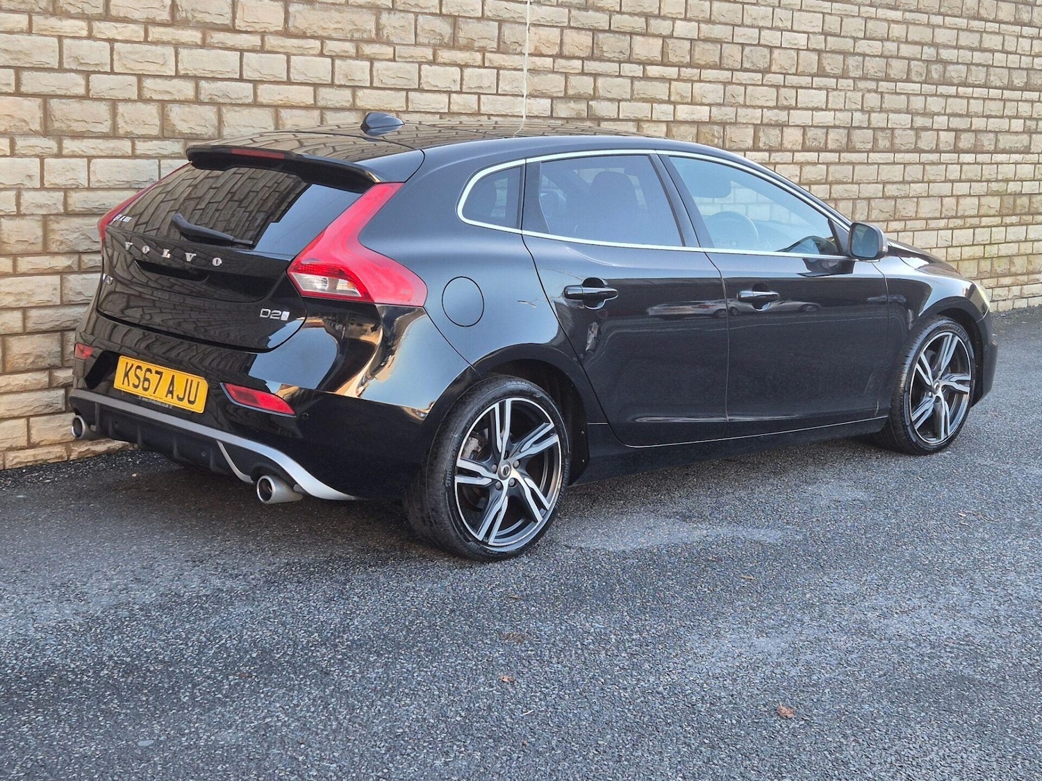Used Volvo V40 2017 for sale - 76719458: Photo 17