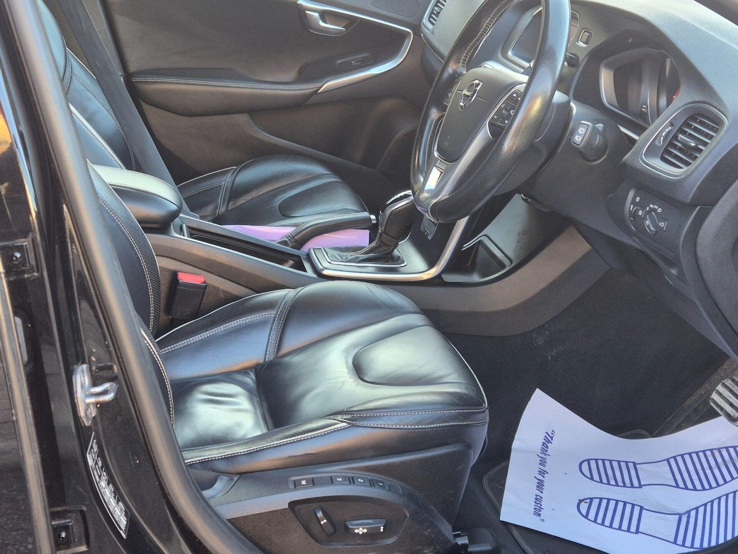 Used Volvo V40 2017 for sale - 76719458: Photo 2