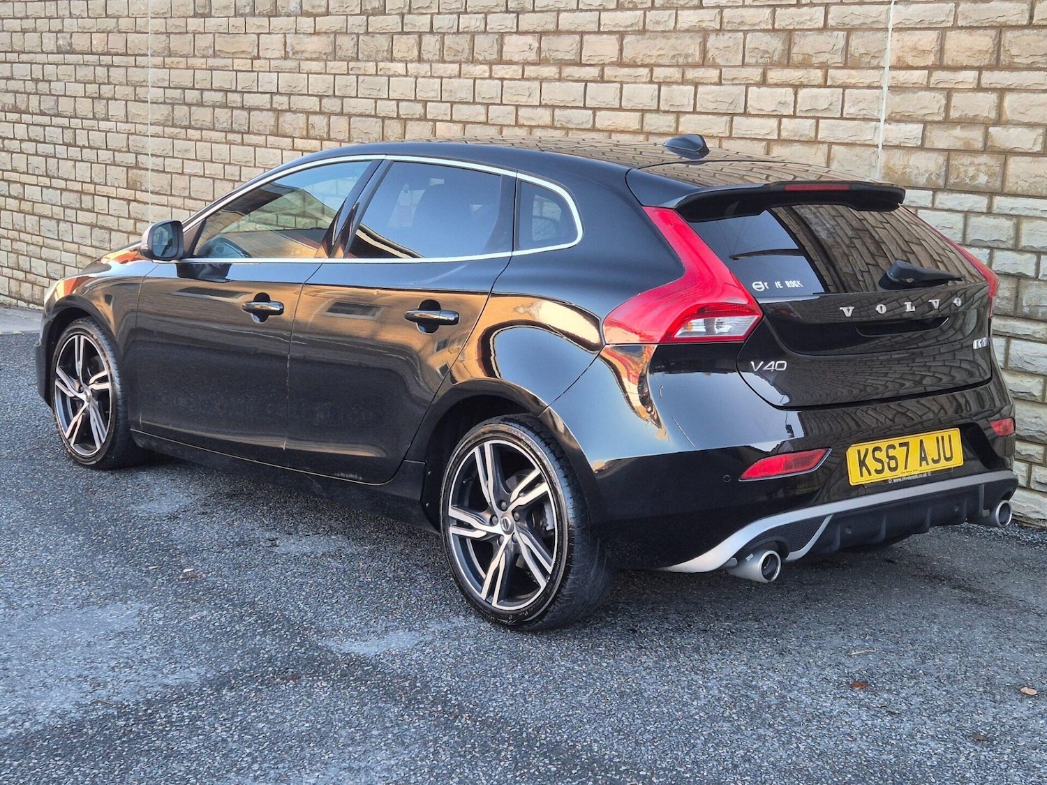 Used Volvo V40 2017 for sale - 76719458: Photo 25