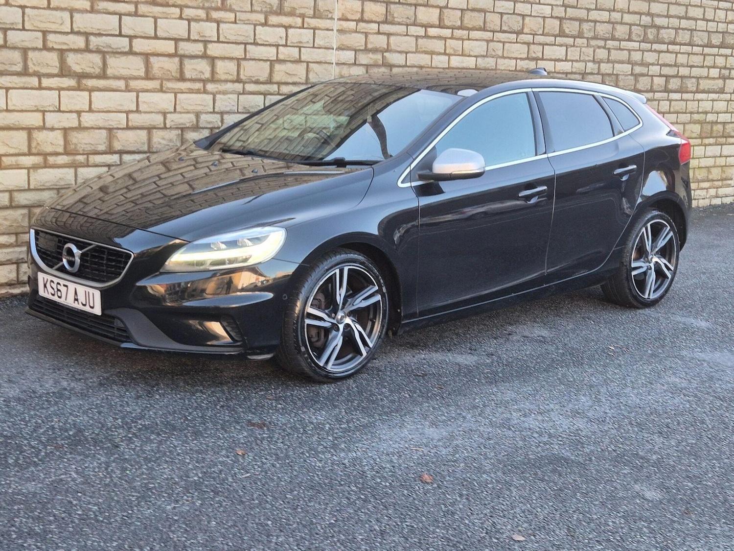 Used Volvo V40 2017 for sale - 76719458: Photo 31
