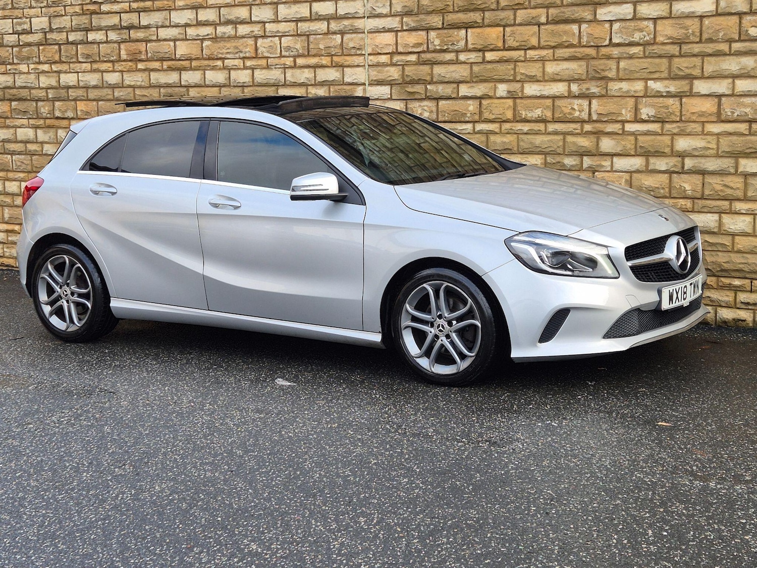 Used Mercedes-Benz A-Class 2018 for sale - 77465697: Photo 12