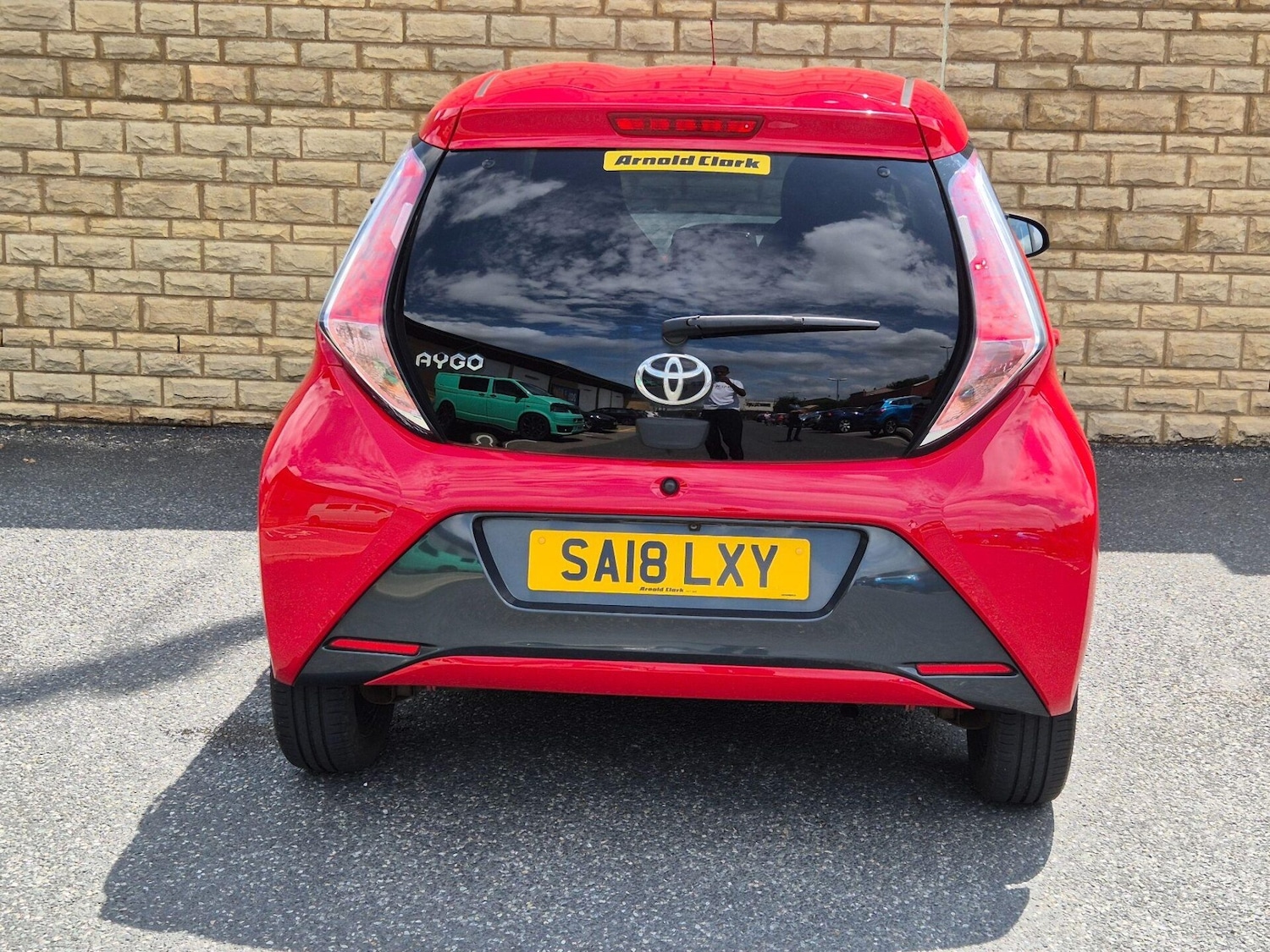 Used Toyota AYGO 2018 for sale - 76608901: Photo 23