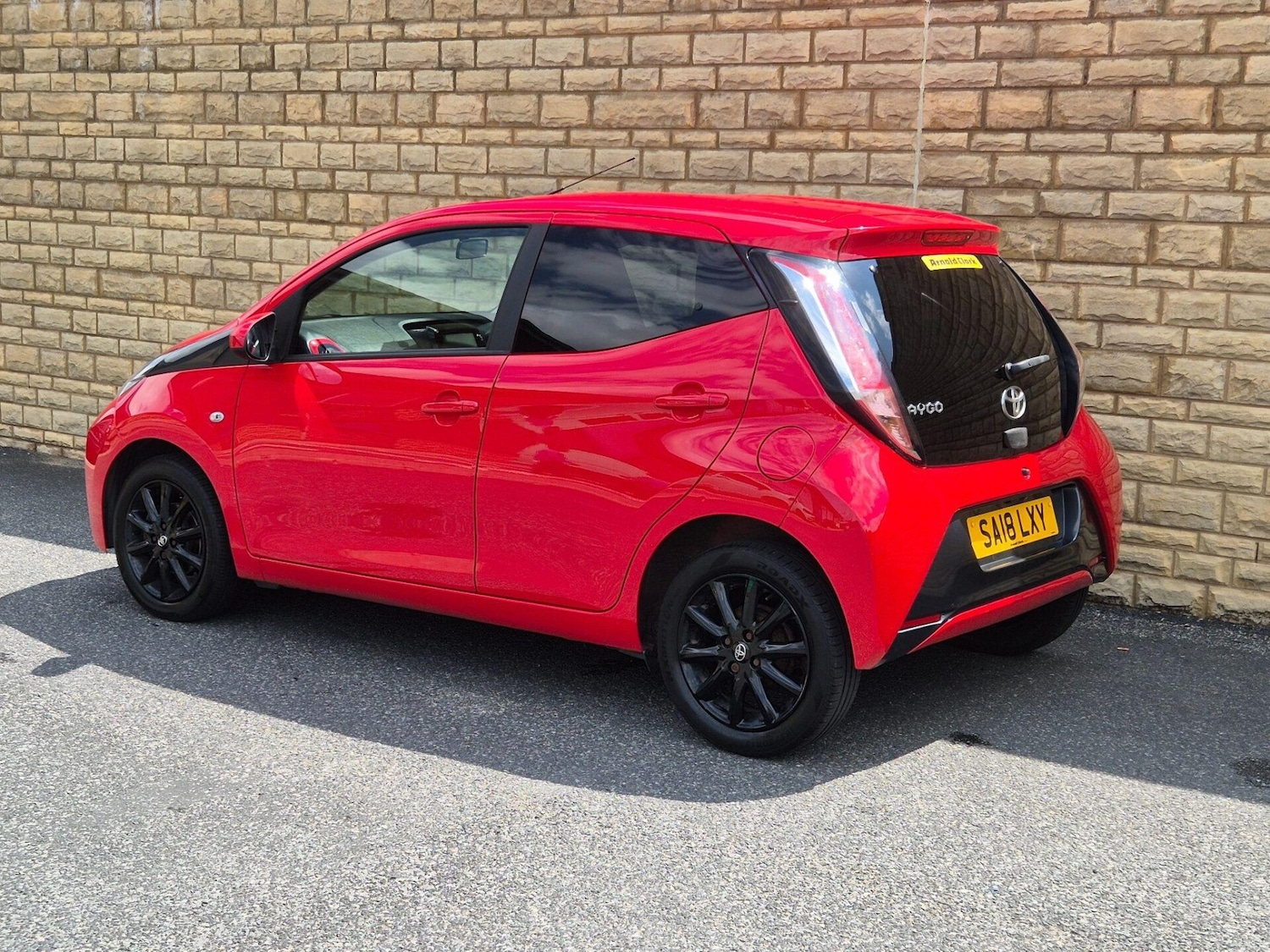 Used Toyota AYGO 2018 for sale - 76608901: Photo 28