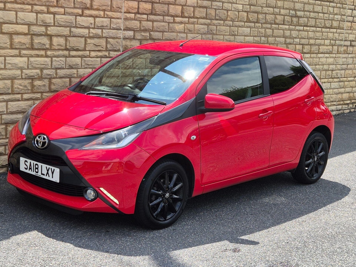 Used Toyota AYGO 2018 for sale - 76608901: Photo 33