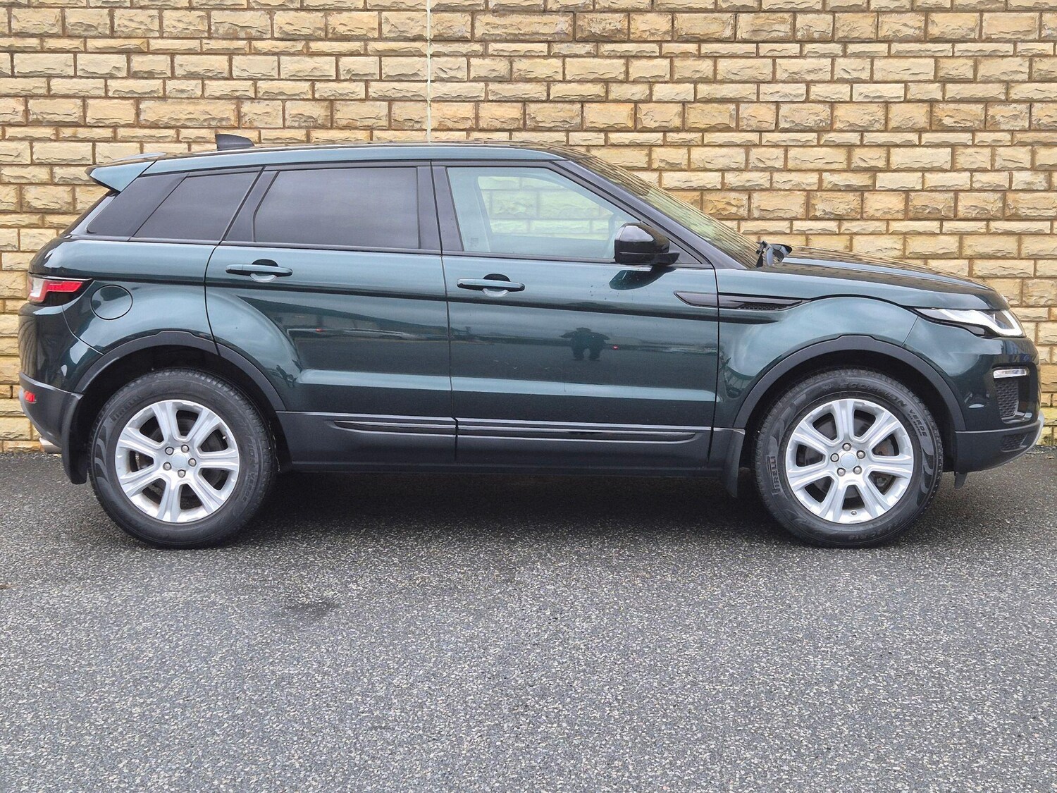 Used Land Rover Range Rover Evoque 2017 for sale - 77465737: Photo 13